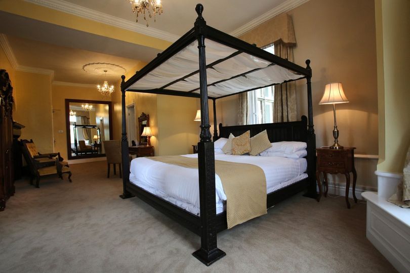 Gallery Item 2 for Cave Castle Hotel