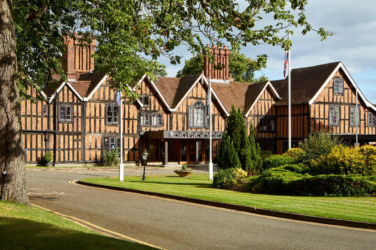 Gallery Item 2 for Macdonald Alveston Manor